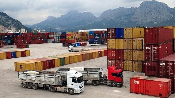 صادرات ۵۰ میلیون دلار کالا از مازندران به قزاقستان